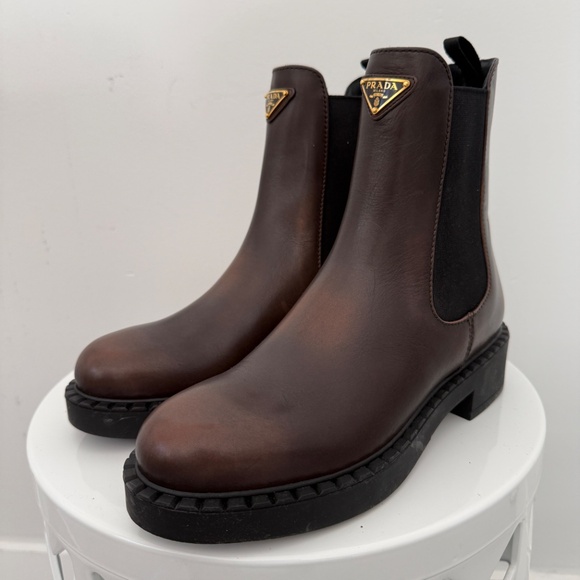 PRADA Chocolate Brown Brushed Leather Chelsea Ankle Boots Designer - Picture 2 of 12